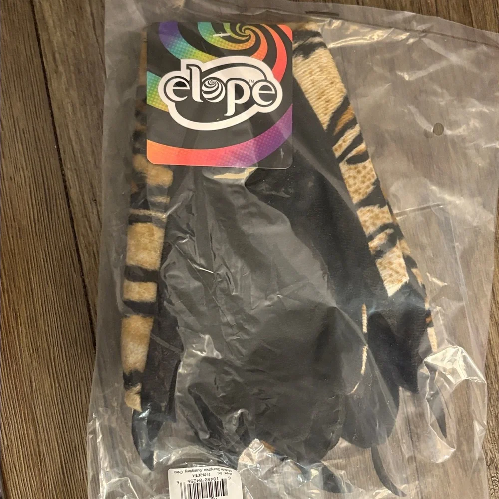 NEW [DOPE] Costume Animal Tiger Paws w/ Claws, Black/Brown Faux Fur, One Size - Picture 7 of 8